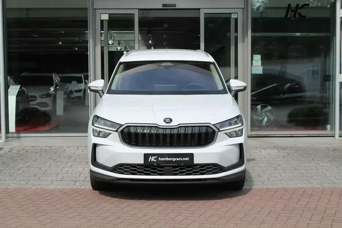 Neu Skoda Kodiaq Selection 150 PS (110 kW) 2025 Moonweiß perleffekt me... SUV