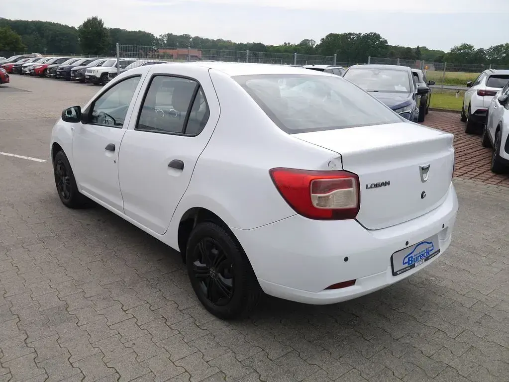 Gebraucht Dacia Logan 73 PS (53 kW) 2016 Weiß Limousine