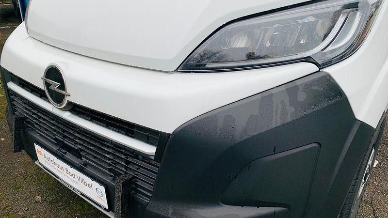 Neu Opel Movano 140 PS (102 kW) 2025 Weiß Van