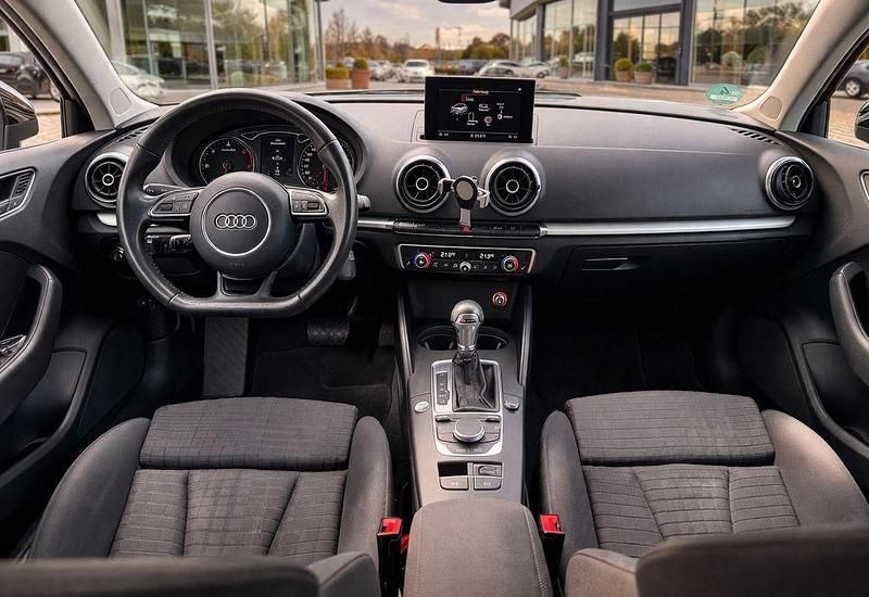 Gebraucht Audi A3 Attraction 150 PS (110 kW) 2013 Schwarz Limousine