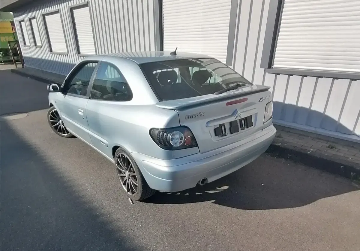 Gebraucht Citroën Xsara 109 PS (80 kW) 2005 Blau Coupé