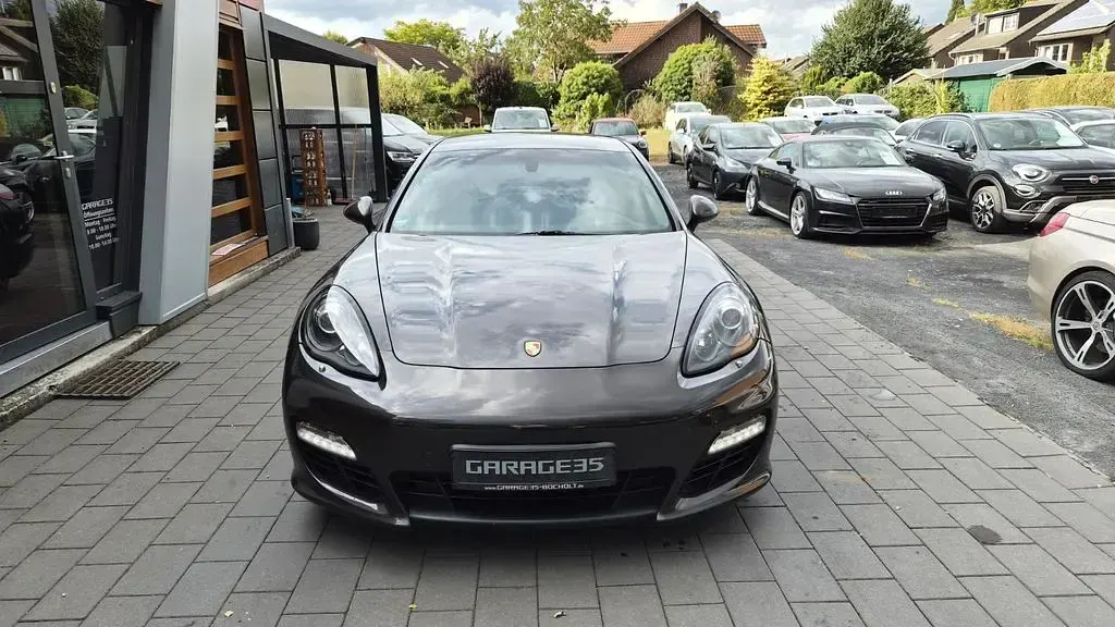 Gebraucht Porsche Panamera Turbo 250 PS (183 kW) 2012 Grau Kleinwagen