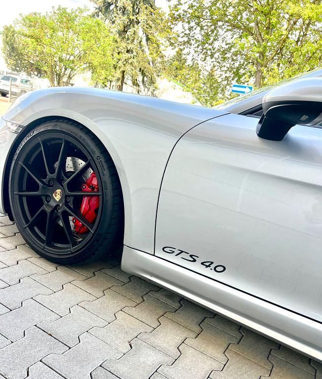 Silber Gebraucht 2023 Porsche Boxster GTS Cabrio | 89.718 € (Fairer Preis) - Bild 1/4