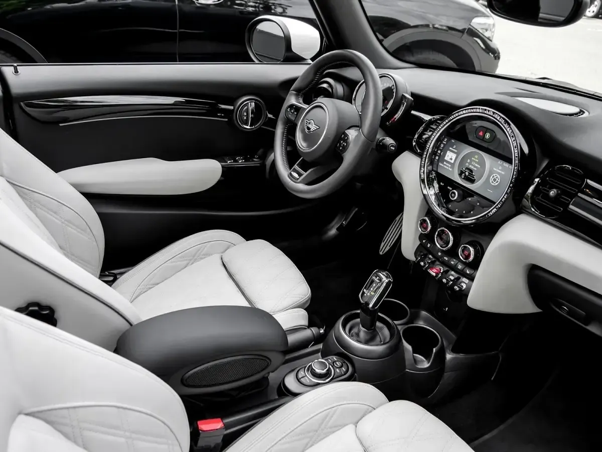 Gebraucht Mini John Cooper Works Cabriolet 178 PS (130 kW) 2023 Blau Cabrio