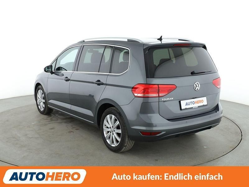 Gebraucht VW Touran Highline 150 PS (110 kW) 2019 Grau Van / Kleinbus