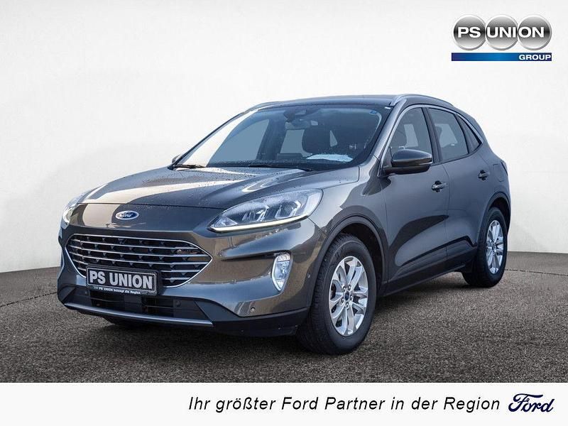 Gebraucht Ford Kuga Titanium 120 PS (88 kW) 2023 Grau / magnetic grau SUV