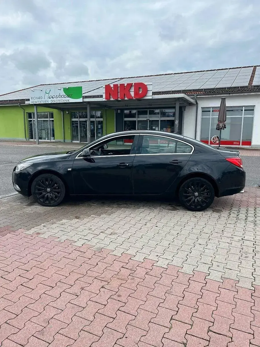 Gebraucht Opel Insignia Edition 220 PS (161 kW) 2008 Schwarz Limousine