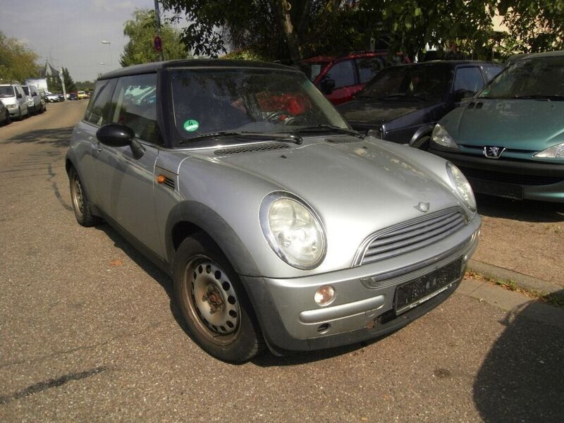 Second-hand Mini Cooper 116 CP (85 kW) 2002 Argintiu Hatchback