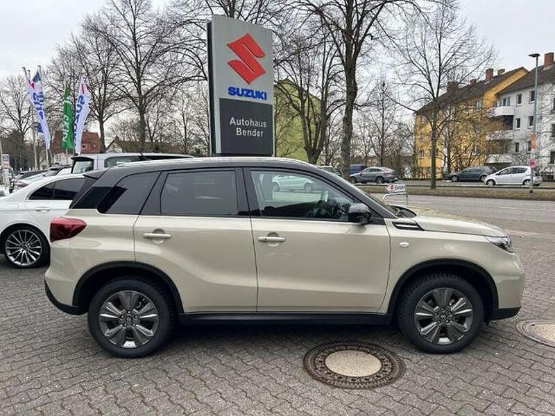 Gebraucht Suzuki Vitara Comfort 102 PS (75 kW) 2025 Beige SUV