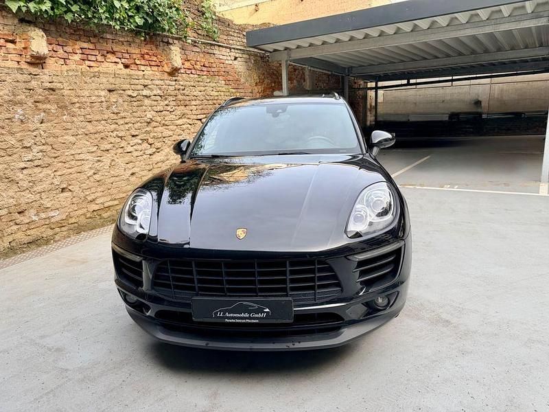 Gebraucht Porsche Macan S 340 PS (250 kW) 2015 Tiefschwarz SUV