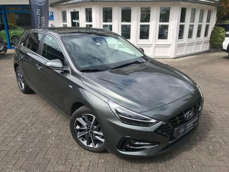 Amazon grey (metallic) Gebraucht 2024 Hyundai i30 Prime Limousine | 25.490 € (Fairer Preis) - Bild 1/4