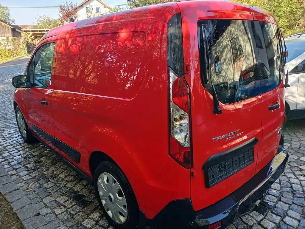 Gebraucht Ford Transit Connect 99 PS (72 kW) 2022 Rot Van / Kleinbus