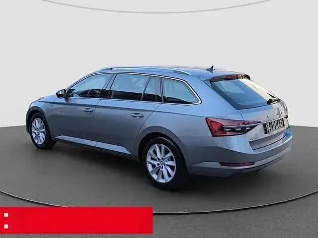 Gebraucht Skoda Superb Style 156 PS (114 kW) 2020 Grau metallic Kombi