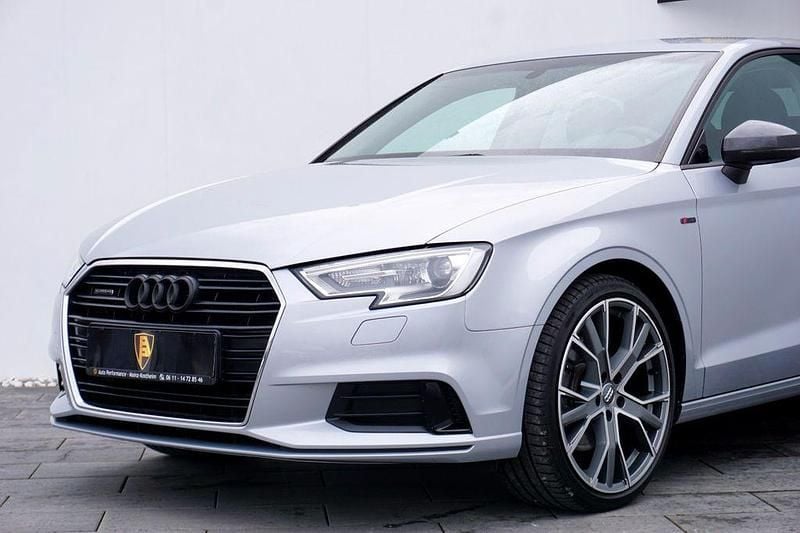 Gebraucht Audi A3 Sport 190 PS (139 kW) 2019 Silber Limousine