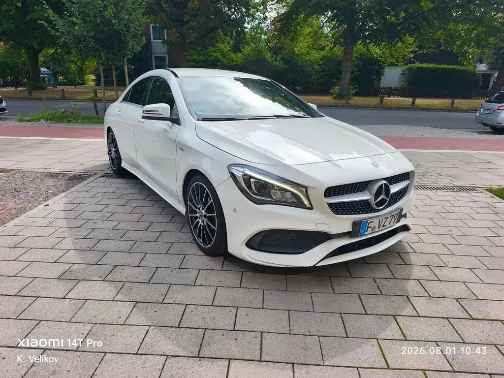 Gebraucht Mercedes CLA180 AMG line 122 PS (89 kW) 2017 Weiß Coupé