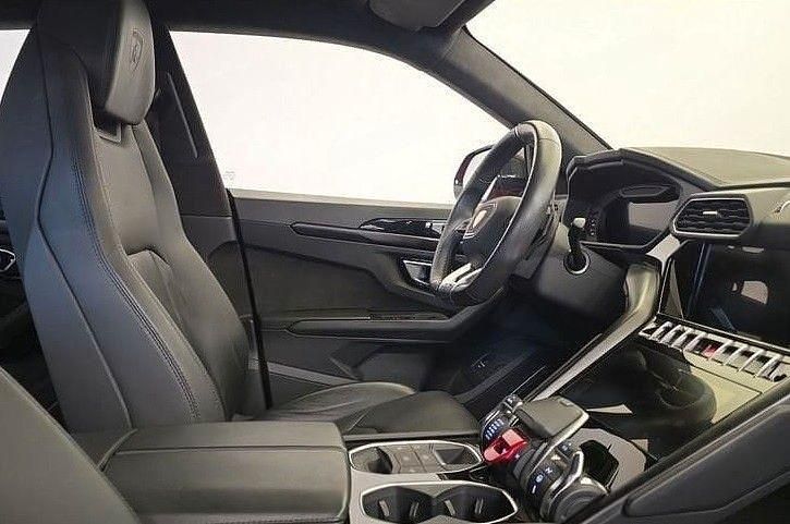 Gebraucht Lamborghini Urus 650 PS (478 kW) 2022 Rot SUV