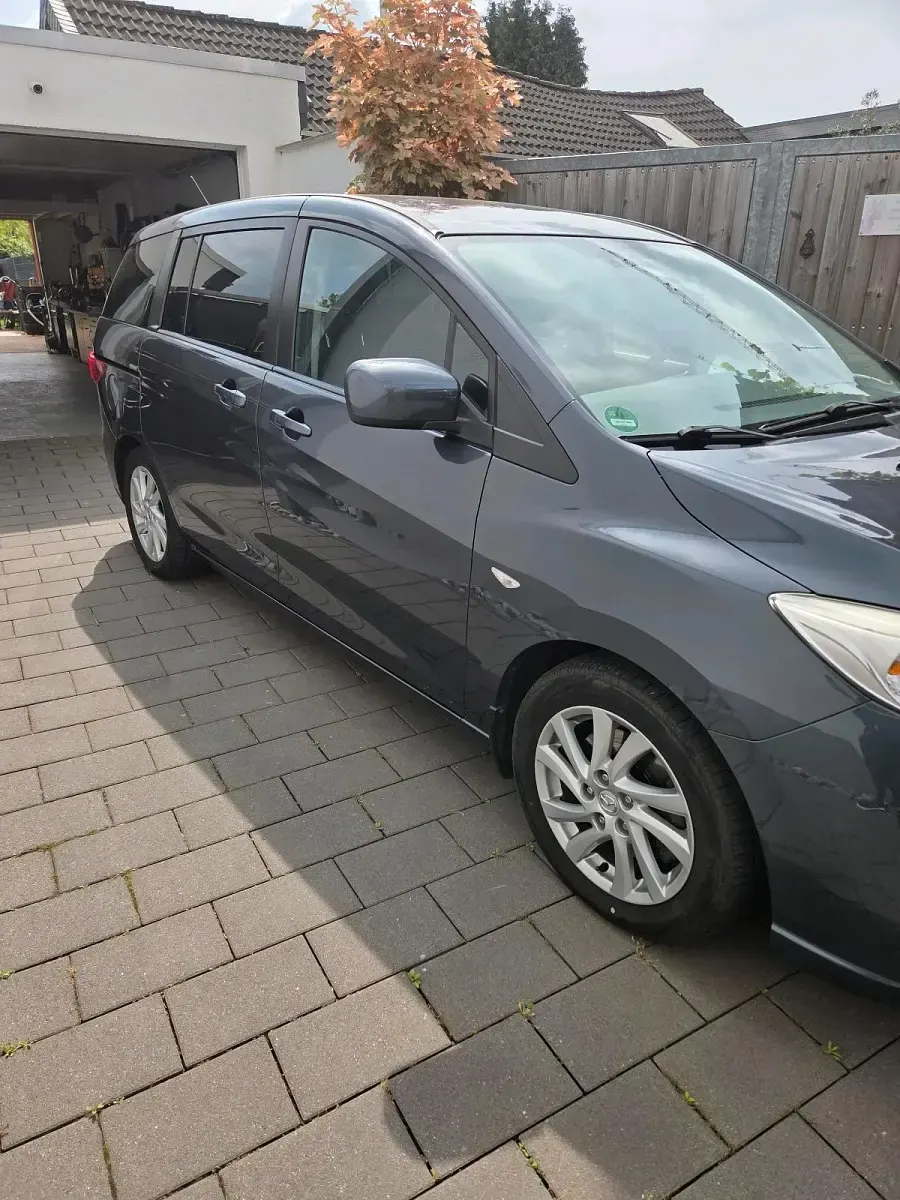 Gebraucht Mazda 5 116 PS (85 kW) 2012 Grau Van / Kleinbus