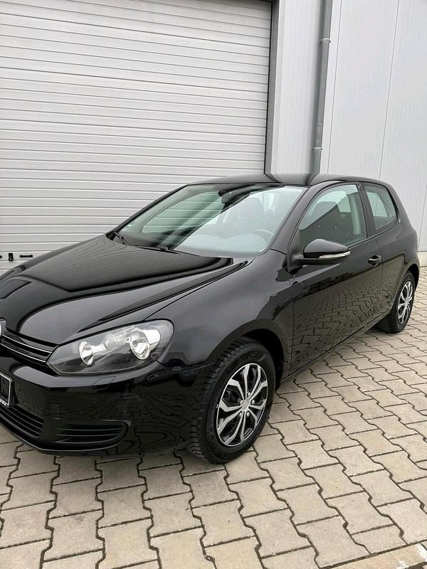Schwarz Gebraucht 2009 VW Golf VI Kleinwagen | 3.779 € (Fairer Preis) - Bild 1/4