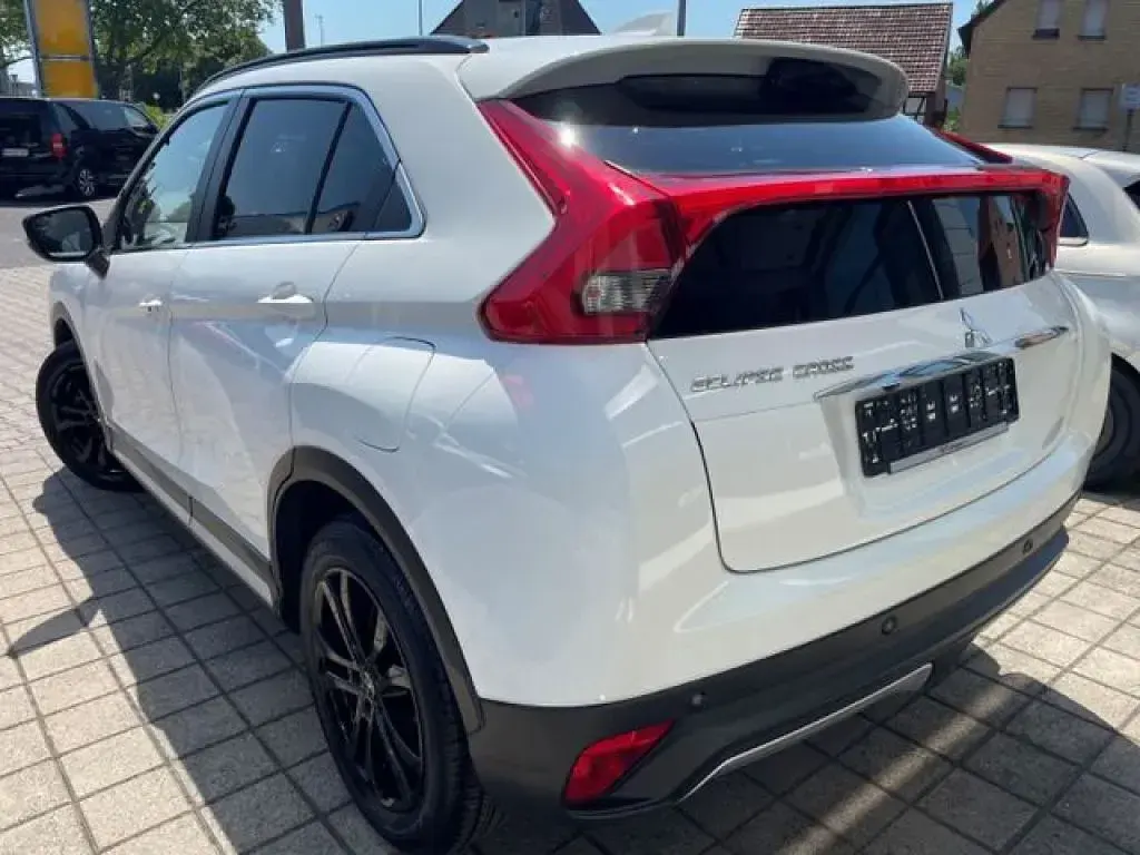 Gebraucht Mitsubishi Eclipse Cross Top 163 PS (119 kW) 2020 Andenweiss (s) SUV