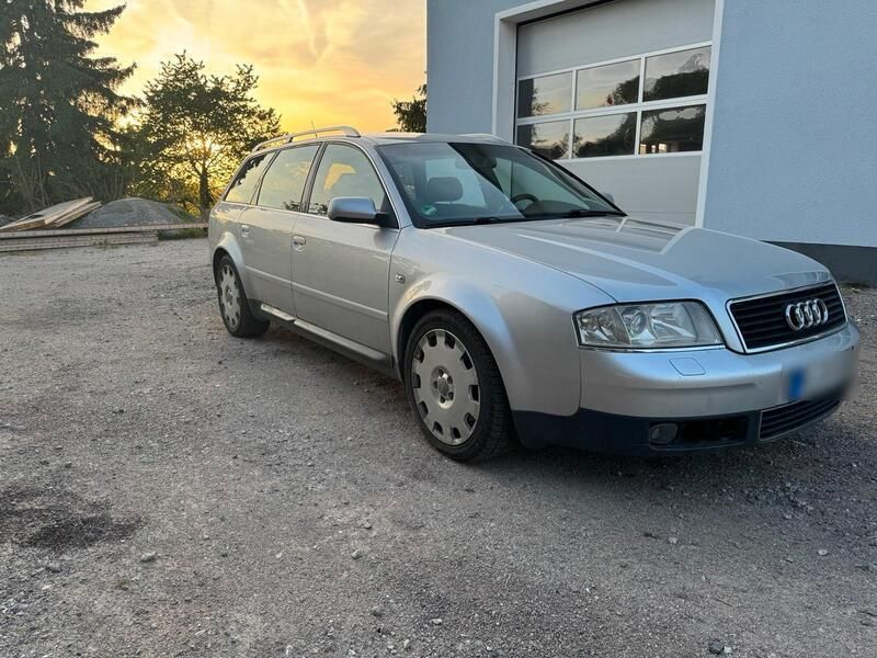 Grau Gebraucht 2002 Audi A6 Kombi | 2.500 € (Guter Preis) - Bild 1/4