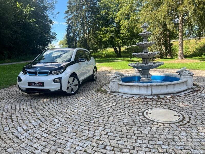 Blau Gebraucht 2016 BMW i3 Comfort Edition Kleinwagen | 10.900 € (Guter Preis) - Bild 1/4