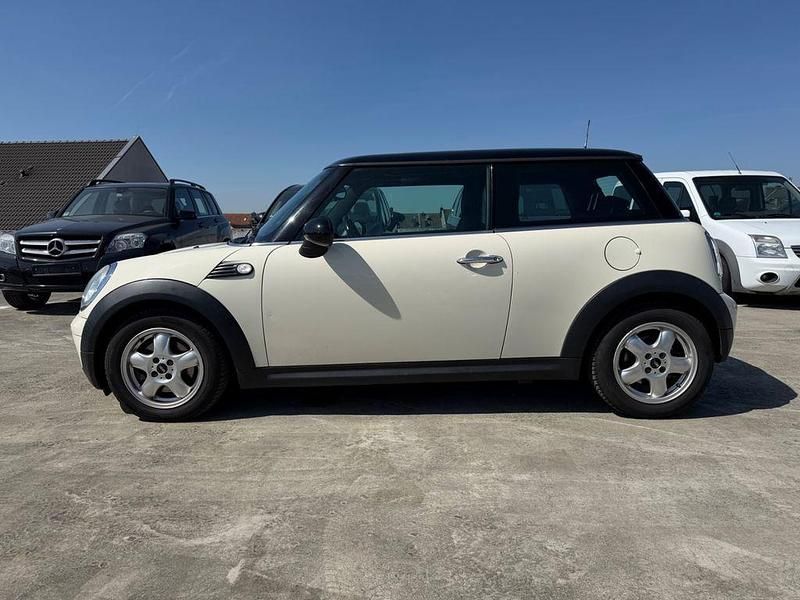 Second-hand Mini Cooper 120 CP (88 kW) 2008 Alb Hatchback