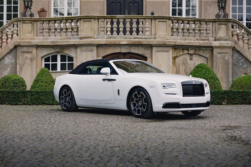 Weiß Gebraucht 2018 Rolls Royce Dawn Cabrio | 249.444 € - Bild 1/4