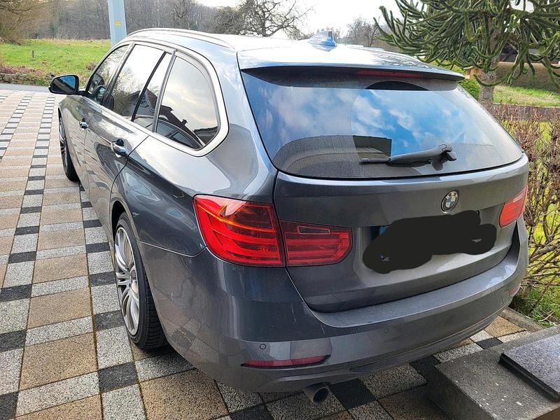 Gebraucht BMW 320 Sport Line 2013 Grau Kombi