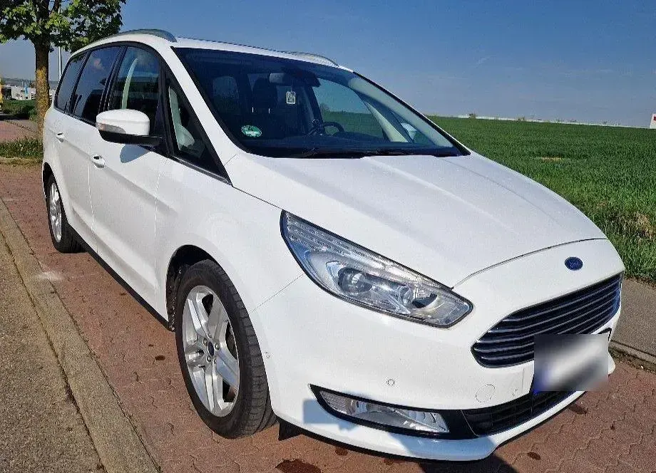 Gebraucht Ford Galaxy Titanium 209 PS (153 kW) 2017 Weiß Van / Kleinbus