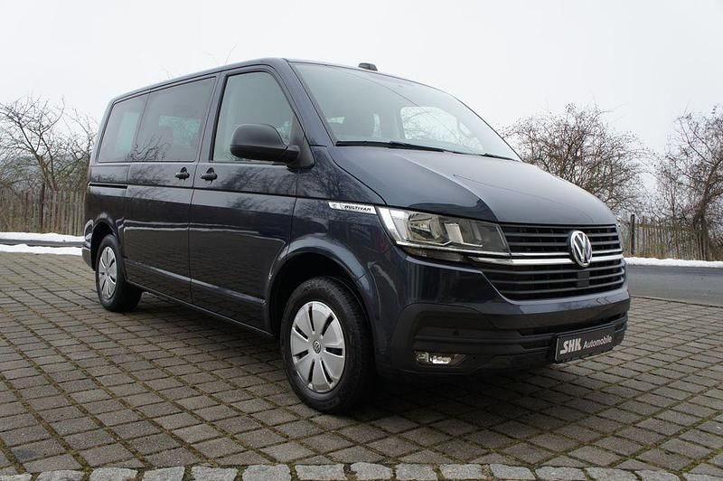 Gebraucht VW Multivan Family 150 PS (110 kW) 2021 Blau Van