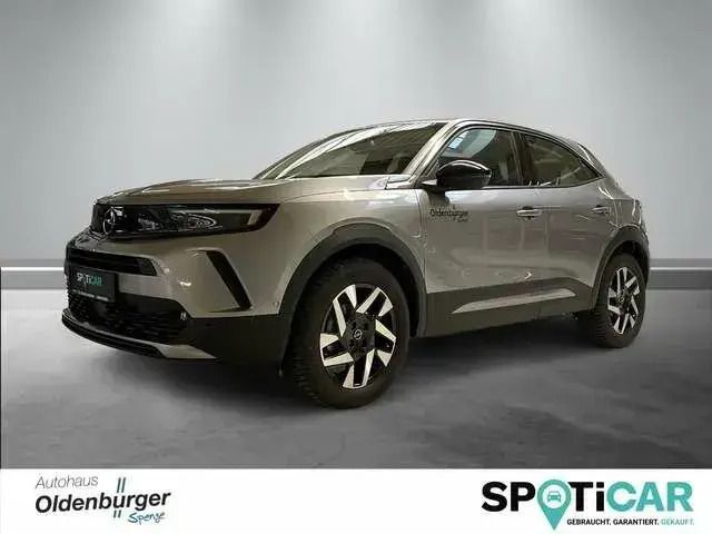 Quarz grau Gebraucht 2024 Opel Mokka Elegance SUV | 21.745 € (Fairer Preis) - Bild 1/4