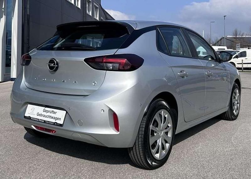 Gebraucht Opel Corsa-e 100 kW (136 PS) 2024 Kristall silber metallic Kleinwagen