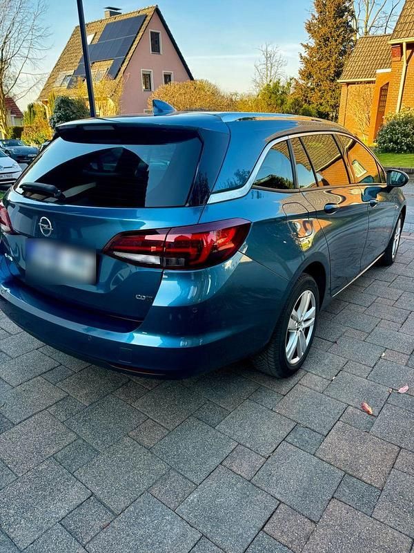 Gebraucht Opel Astra Dynamic 110 PS (80 kW) 2016 Blau Kombi