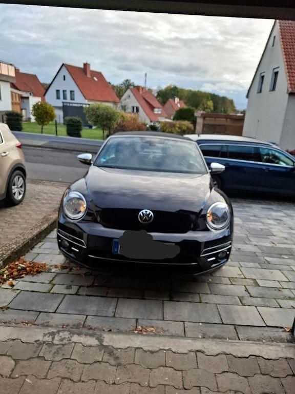 Gebraucht VW Beetle Sound 105 PS (77 kW) 2018 Schwarz Kleinwagen