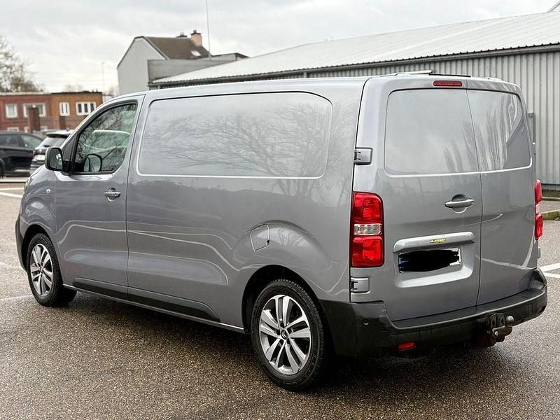 Gebraucht Citroën Jumpy 179 PS (131 kW) 2019 Grau Van / Kleinbus