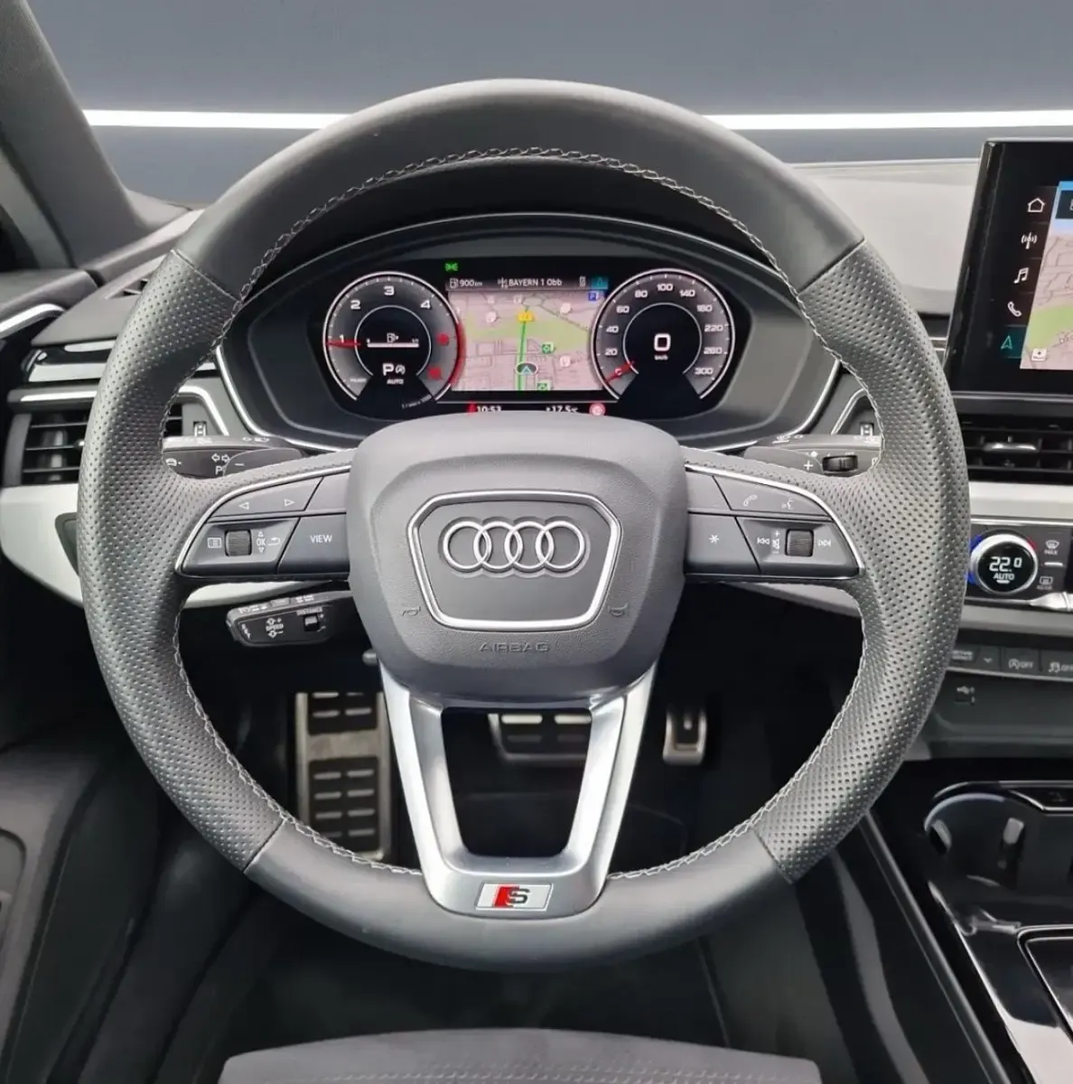 Gebraucht Audi A4 Ambiente 204 PS (150 kW) 2021 Schwarz Kombi