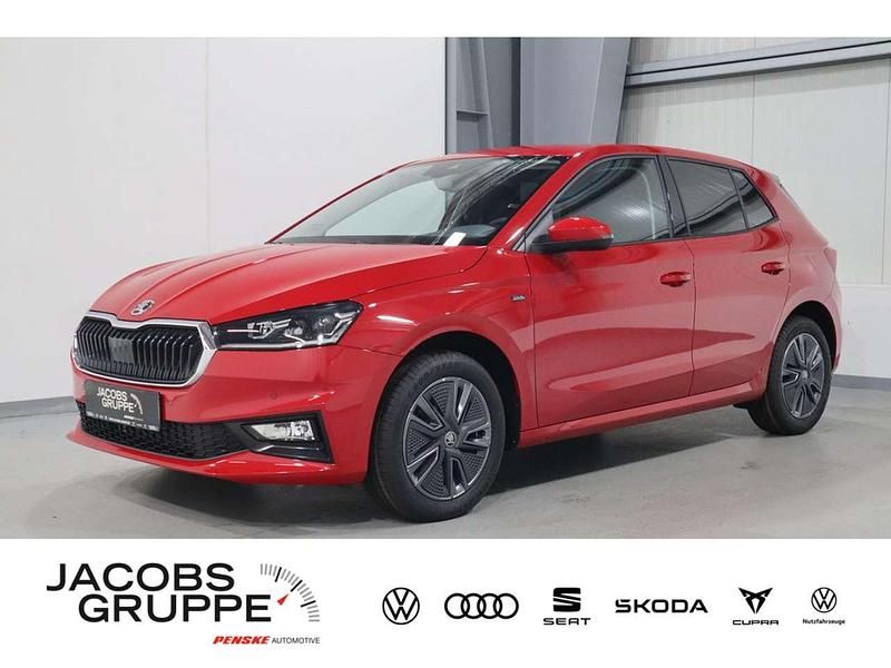 Velvet rot Neu 2025 Skoda Fabia Tour Kleinwagen | 27.765 € (Teuer) - Bild 1/4