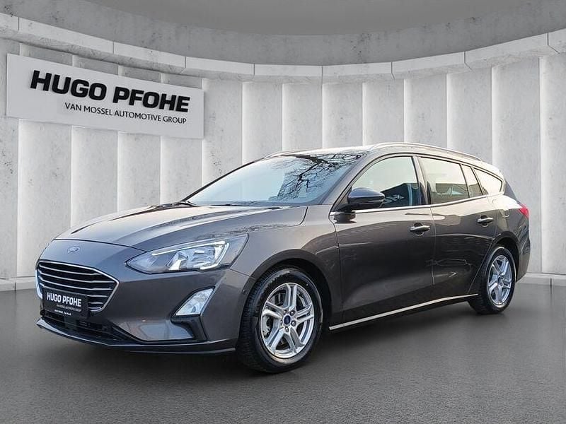 Grau Gebraucht 2022 Ford Focus Cool & Connect Kombi | 17.975 € (Fairer Preis) - Bild 1/4