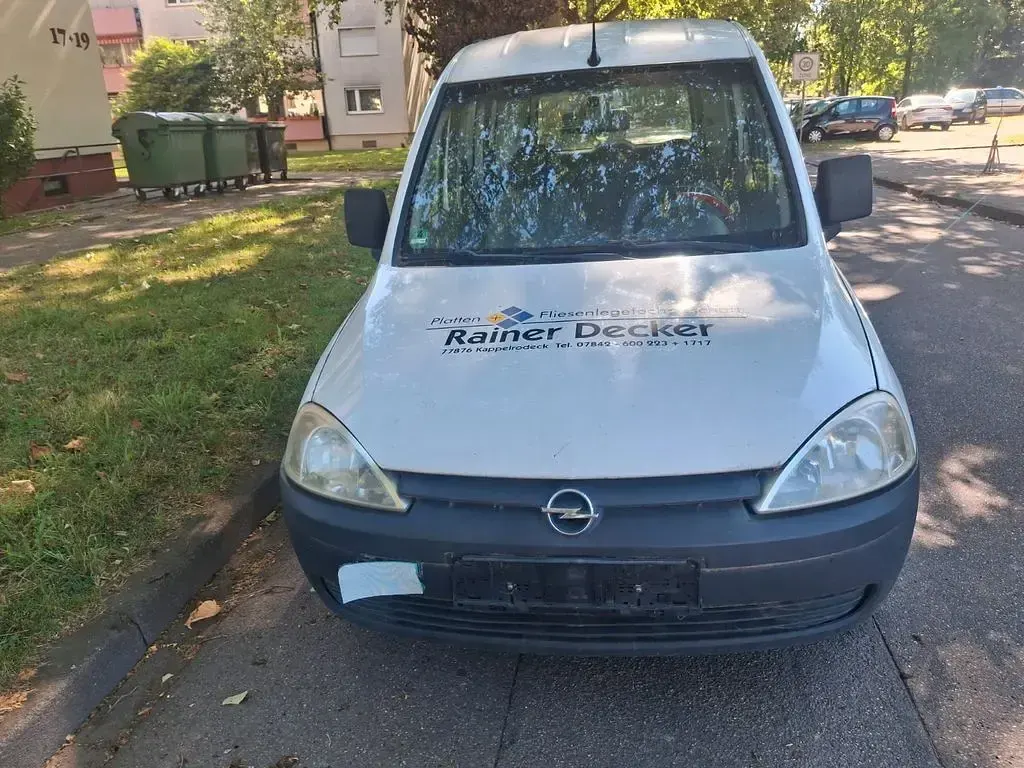 Gebraucht Opel Combo 75 PS (55 kW) 2010 Weiß Van / Kleinbus