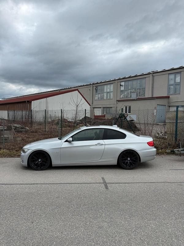 Gebraucht BMW 335 Performance 306 PS (225 kW) 2007 Silber Coupé