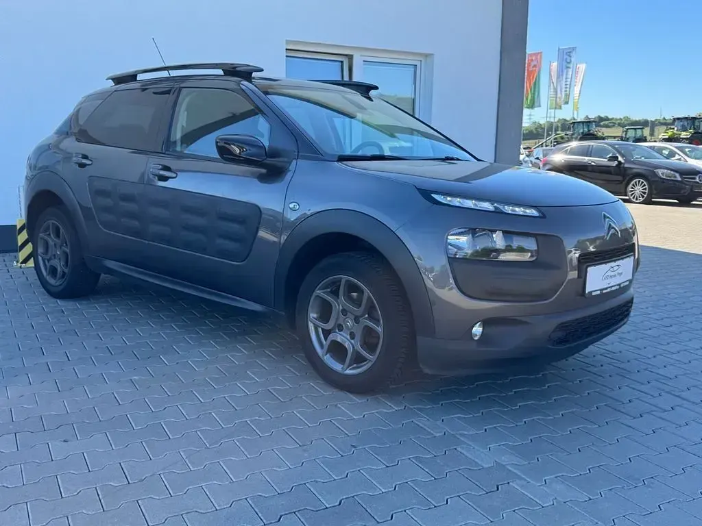 Gebraucht Citroën C4 Shine 82 PS (60 kW) 2018 Grau SUV