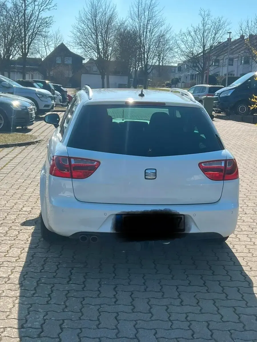 Gebraucht Seat Exeo 140 PS (102 kW) 2012 Weiß Kombi