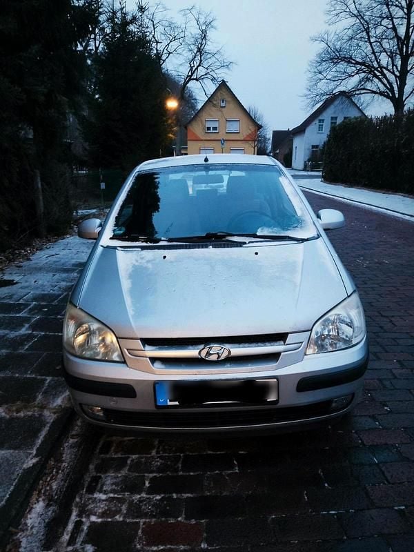 Silber Gebraucht 2003 Hyundai Getz Kleinwagen | 950 € (Guter Preis) - Bild 1/4