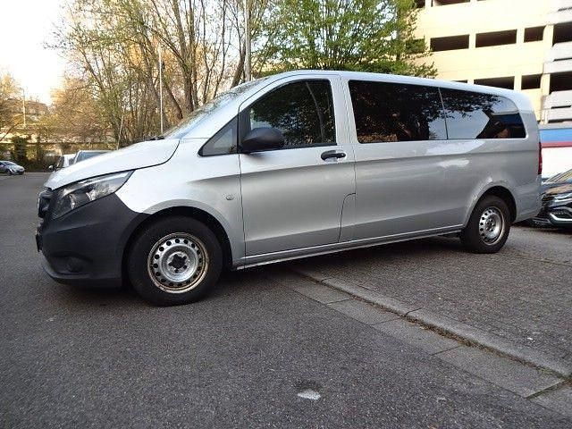 Gebraucht Mercedes Vito 163 PS (119 kW) 2016 Silber Van