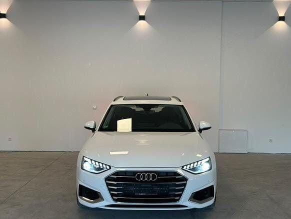 Weiß Gebraucht 2020 Audi A4 Advanced Kombi | 18.490 € (Etwas zu teuer) - Bild 1/4