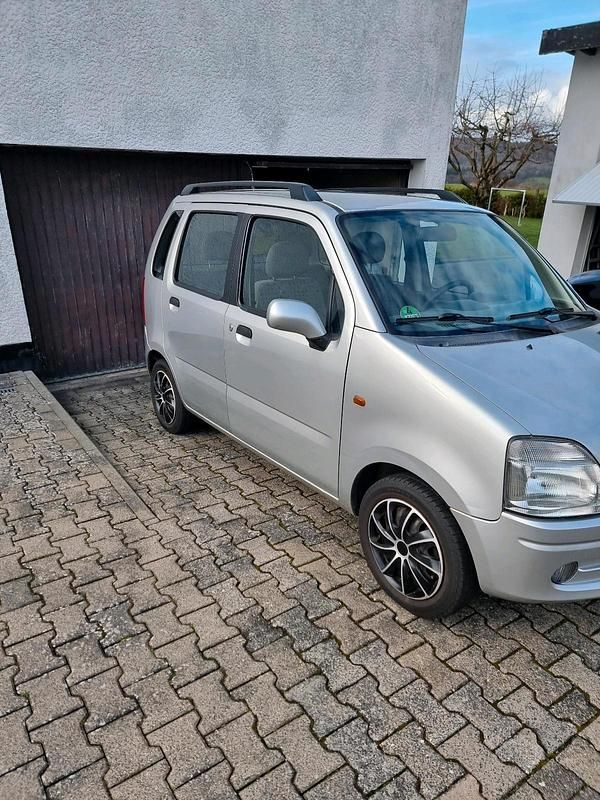 Gebraucht Opel Agila Elegance 75 PS (55 kW) 2001 Silber Van / Kleinbus