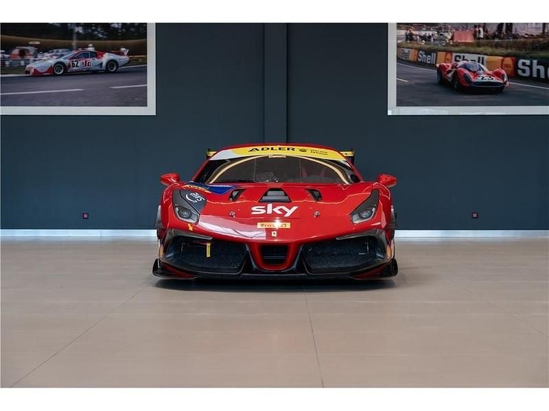 Gebraucht Ferrari 488 911 PS (670 kW) 2018 Gold