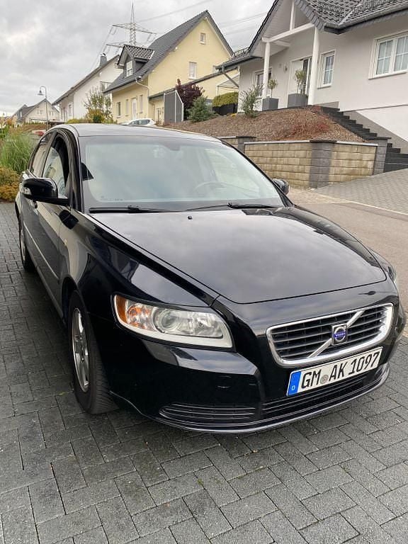 Gebraucht Volvo S40 109 PS (80 kW) 2008 Schwarz Limousine