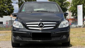 Gebraucht Mercedes B200 136 PS (100 kW) 2007 Kosmosschwarz  metalliclack Van / Kleinbus