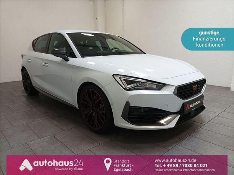 Weiß Gebraucht 2022 Cupra Leon VZ Limousine | 24.470 € (Superpreis) - Bild 1/4